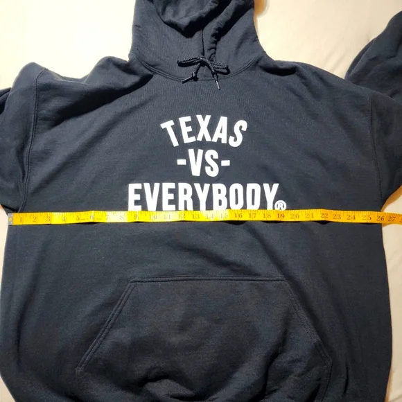 Texas VS Everybody Black Hoodie - Picture 5 of 7